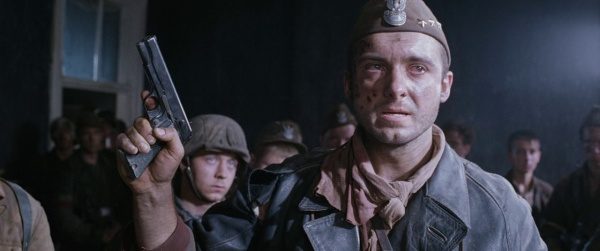 Captain "Czarny" (Michal Zurawski) holds his Vis wz. 35 Radom pistol in hand. (courtesy imfdb.com)