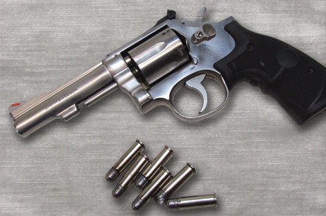 smith wesson revolver